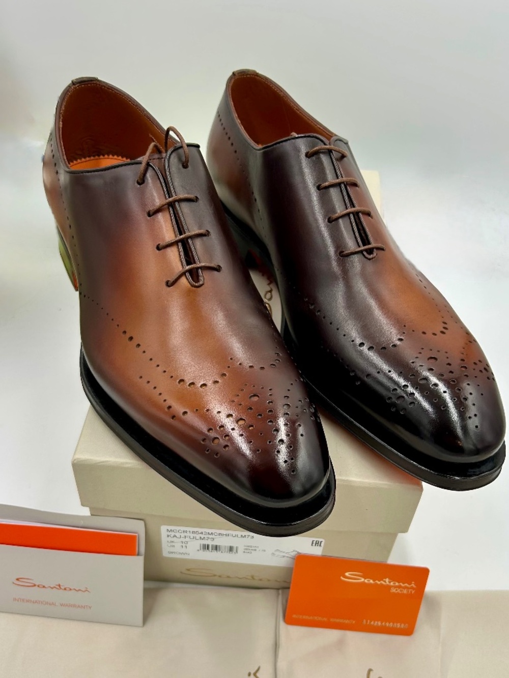 Men’s Santoni  Carter Oxfords in Burnished Brown Leather. Size 11.